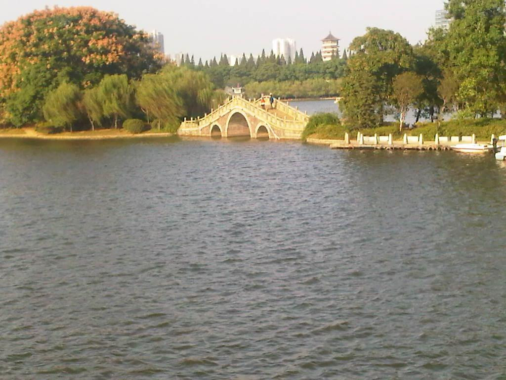 烈士公园景点图片