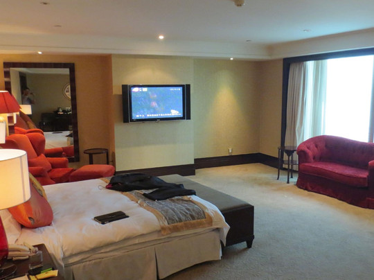 地中海国际酒店主图