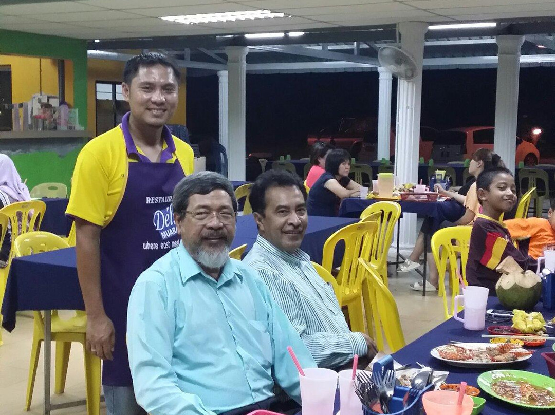 Pulau Besar餐馆和美食-Ikan Bakar Deli Muara