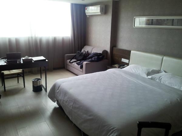 晶珑大酒店 -客卧