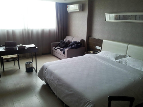 晶珑大酒店 主图