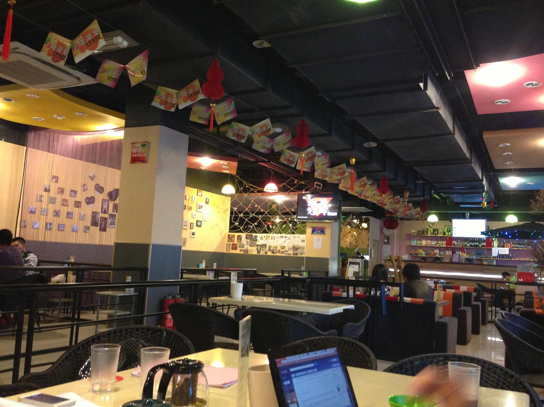 双城市餐馆和美食-泡泡堂畅饮吧