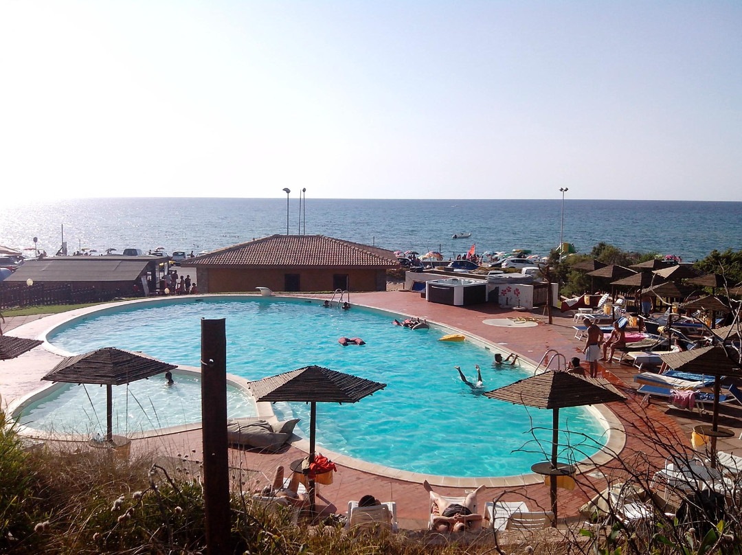 Spiaggia Li Junchi - Badesi-Badesi必去景点