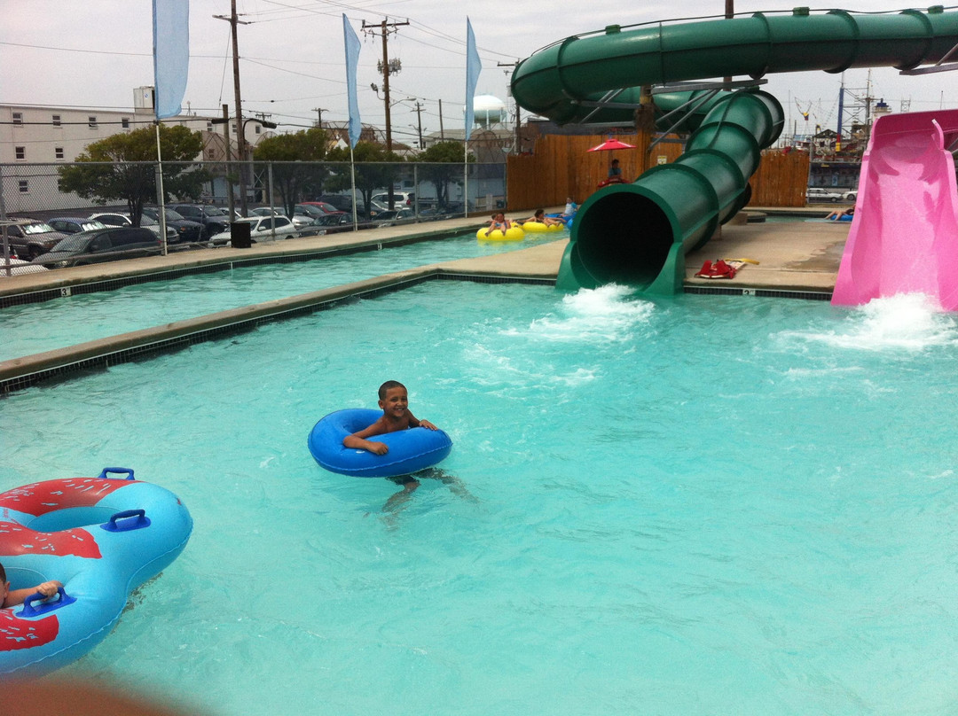 Splash Zone Waterpark景点图片