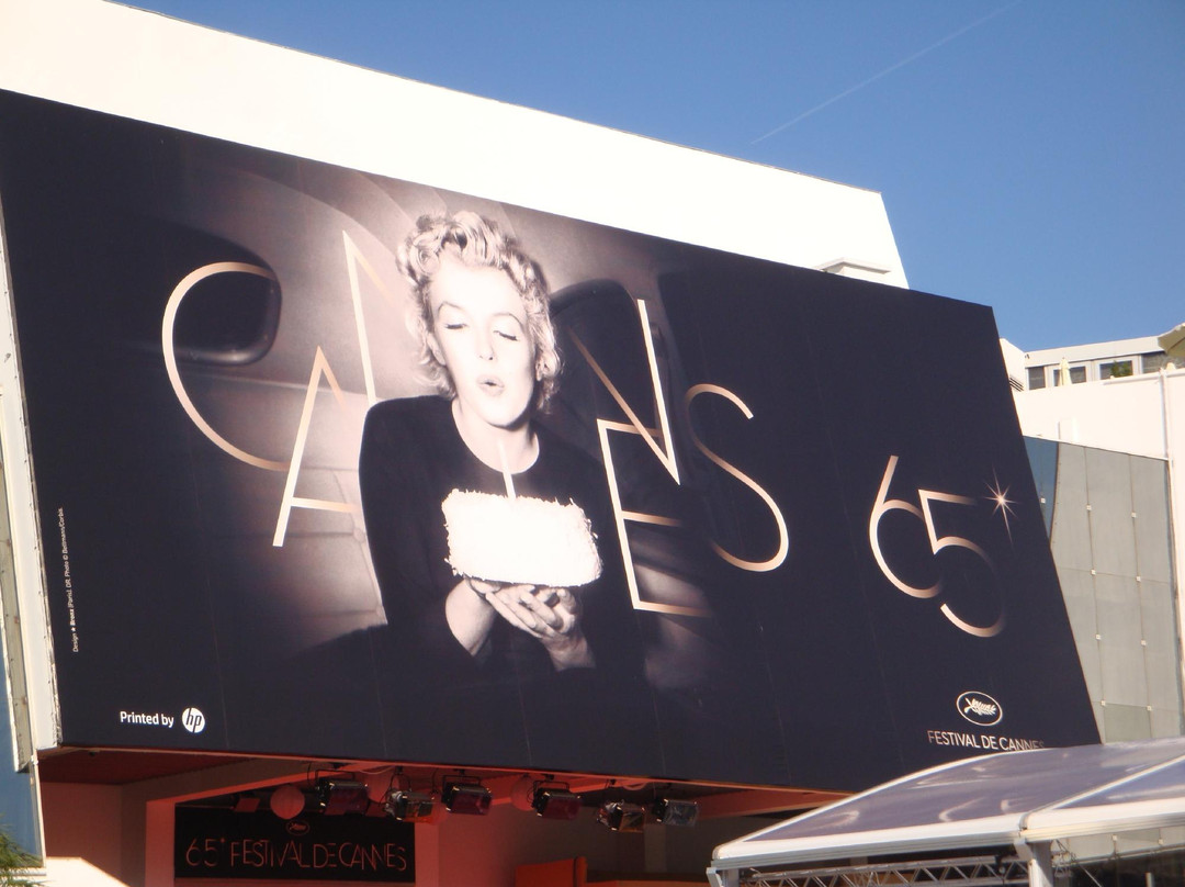 戛纳影节宫-戛纳必去景点