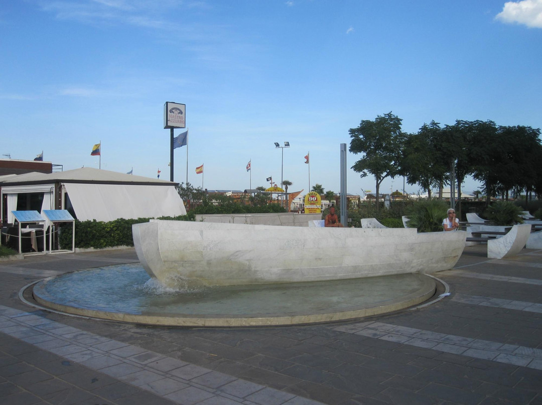 Lungomare della Liberta-里乔内必去景点