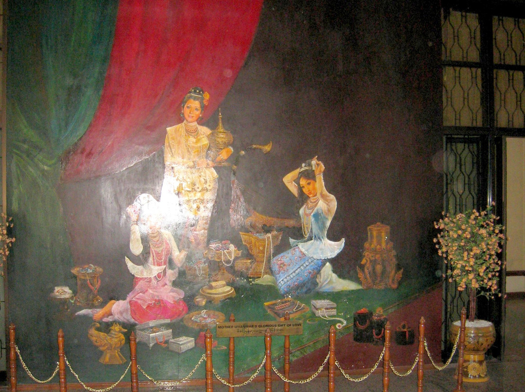 Myanmar Gems Museum-仰光必去景点