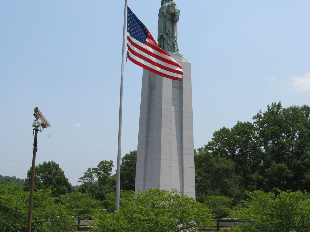 Statue of Liberty Replica-伯明翰必去景点