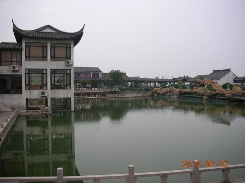 龙骏家园酒店(苏州岱湖山庄店)-客卧