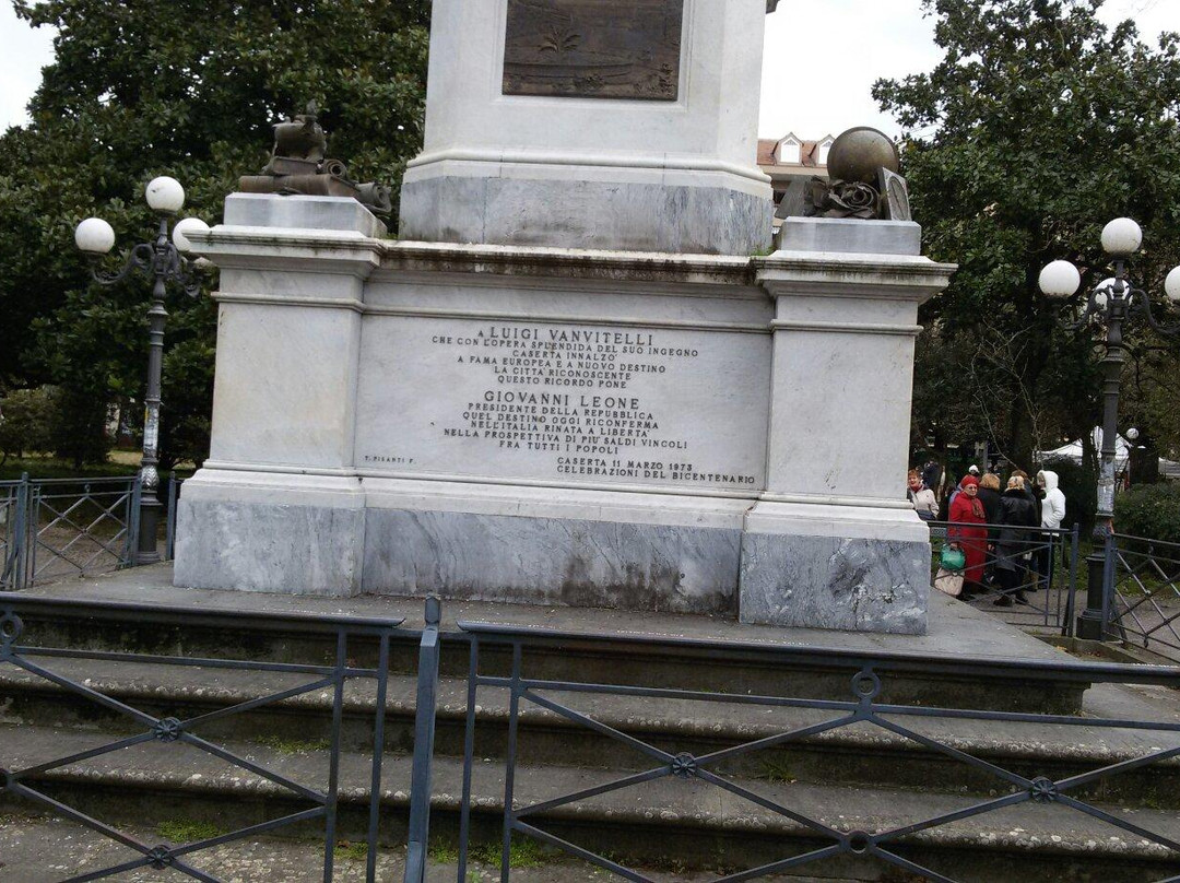 Monumento a Luigi Vanvitelli景点图片