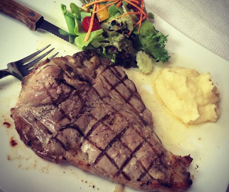 ร้านอาหารอิตาเลี่ยน มิสเตอร์เอ็นโซ่