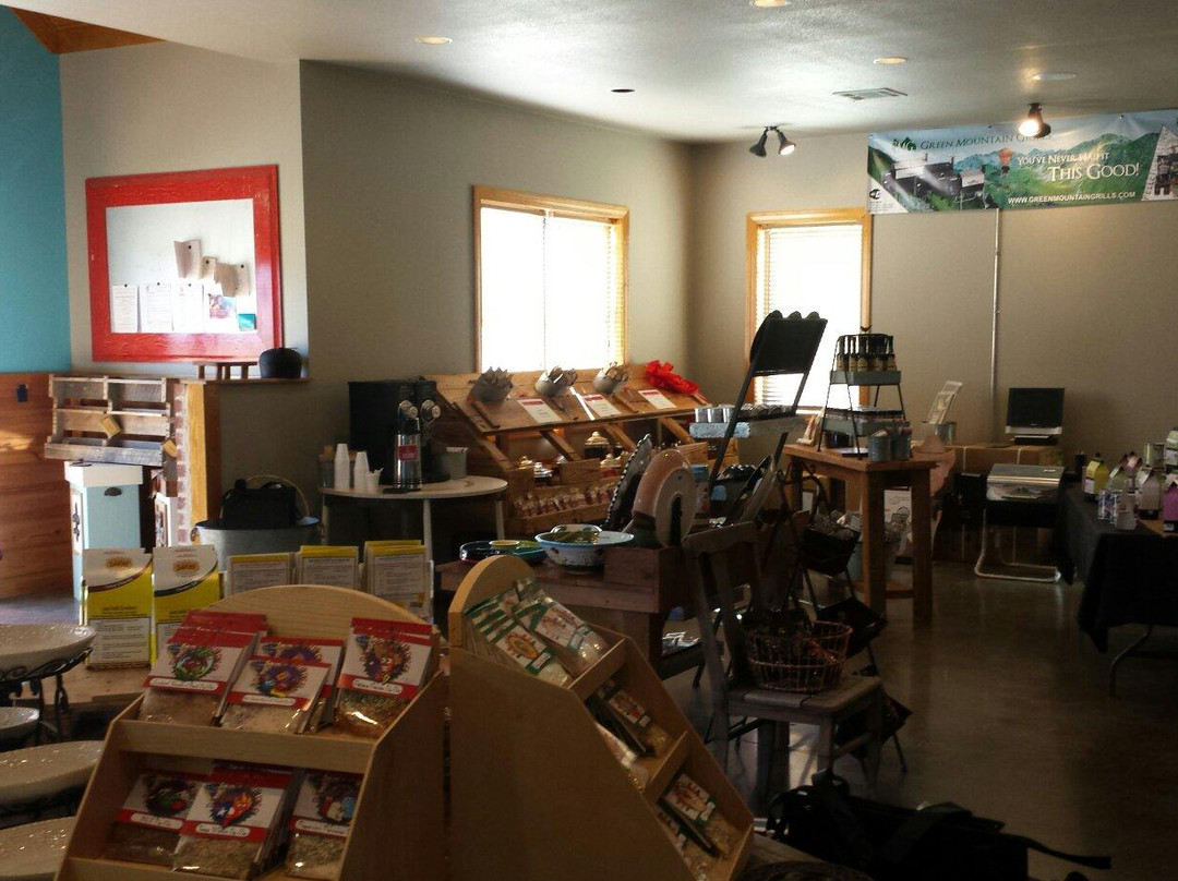 Spearsville餐馆和美食-Mamoo's Market & Catering