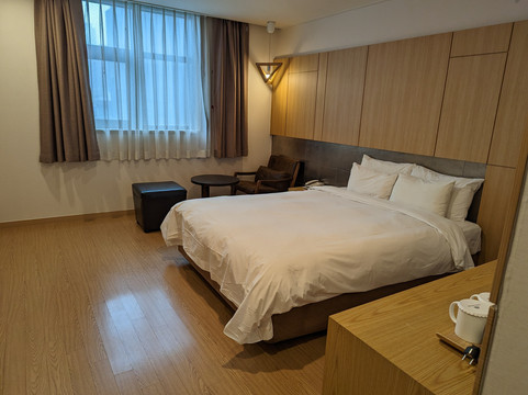 纳法尔酒店主图