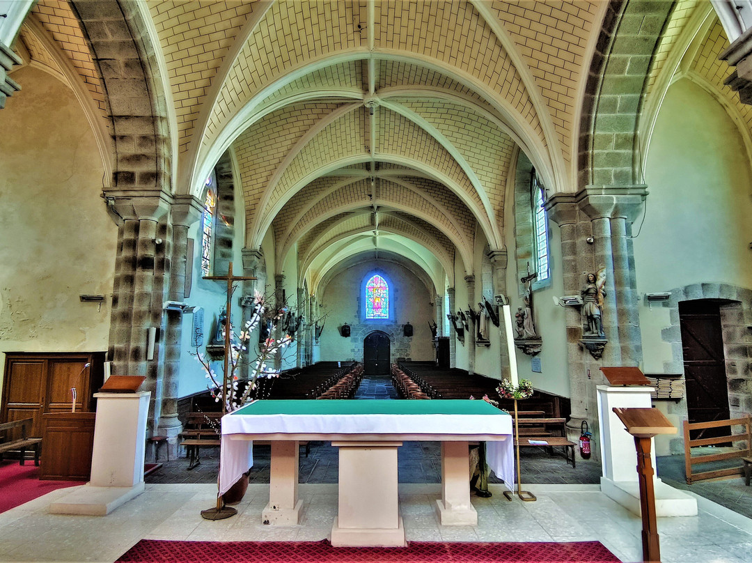 Église St-Étienne et St-Roch-Largeasse必去景点