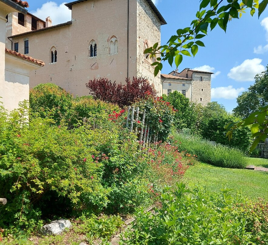 I giardini della Rocca-Angera必去景点