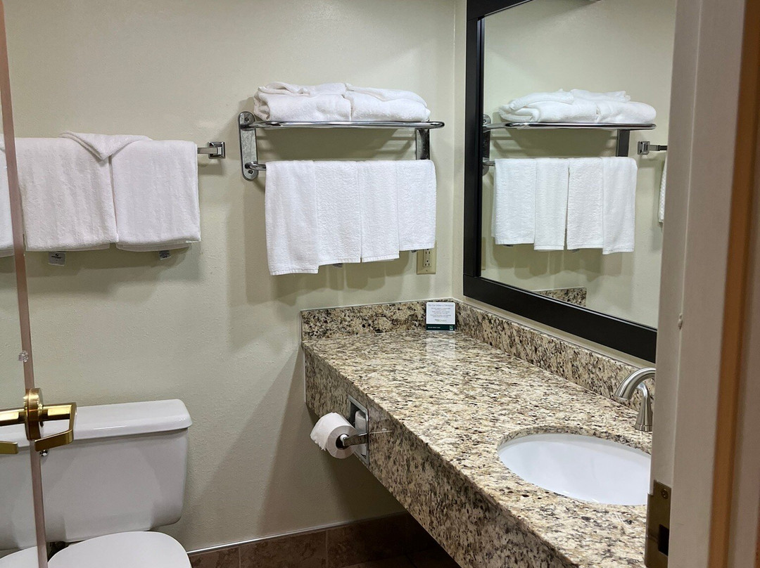 杰克逊康福特茵酒店主图