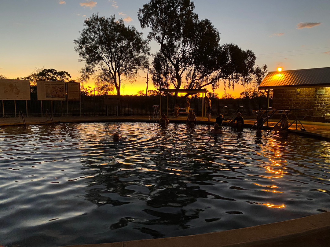 Artesian Baths-Lightning Ridge必去景点