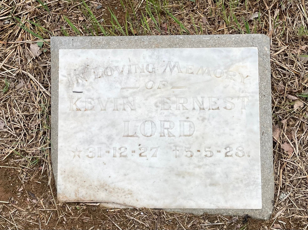 Shepparton Cemetery-谢珀顿必去景点