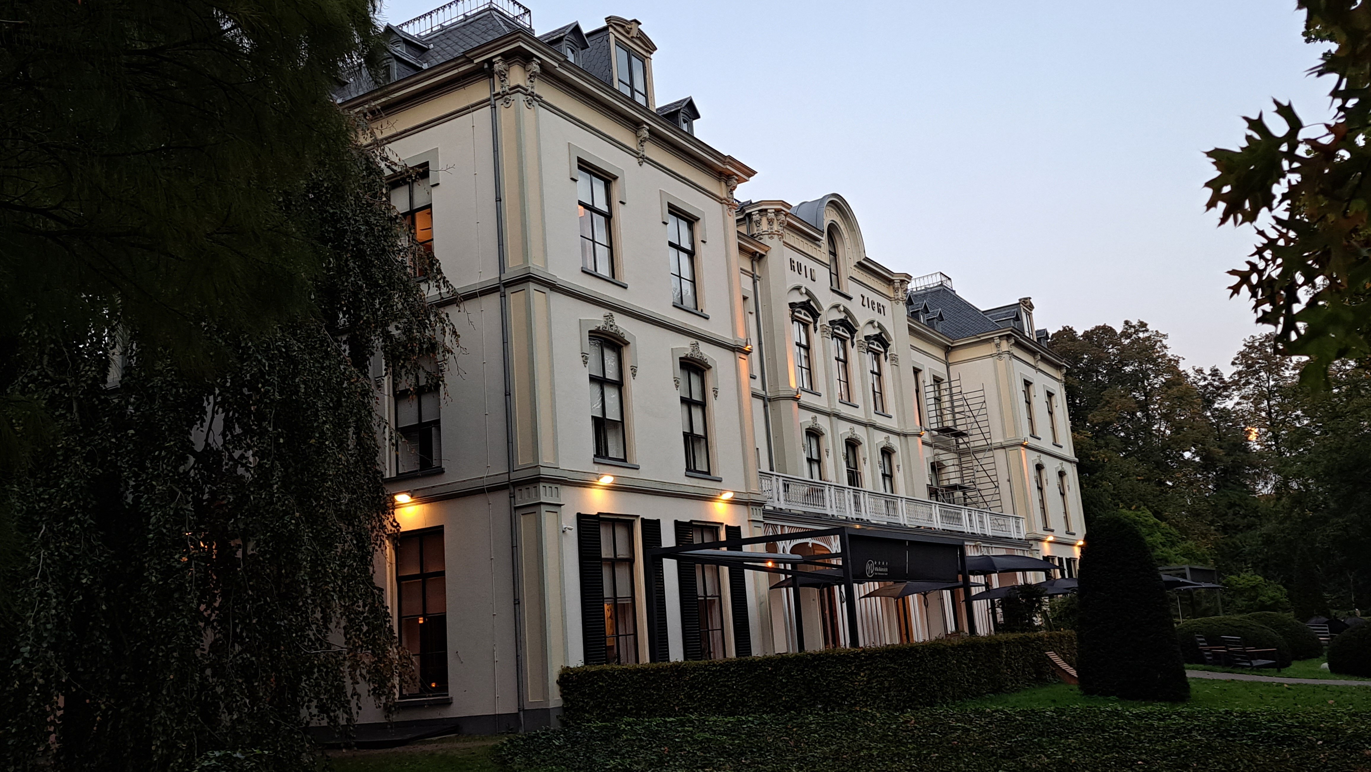 Hotel Villa Ruimzicht-浴室