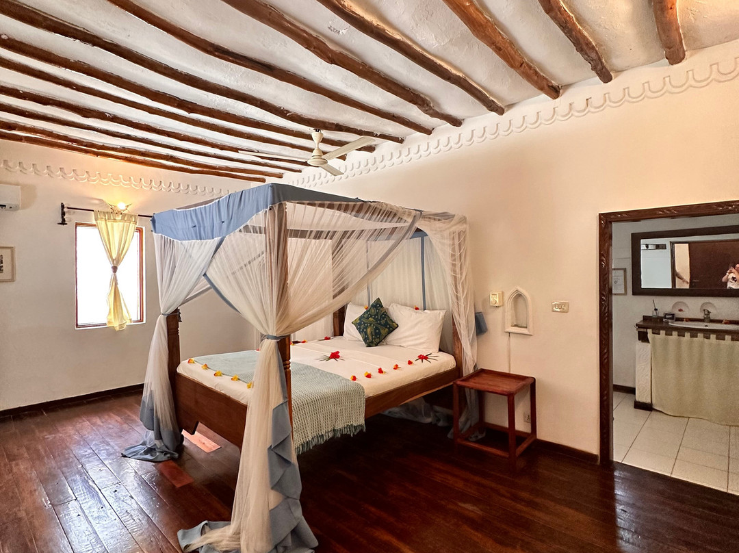 Hakuna Majiwe Beach Lodge主图