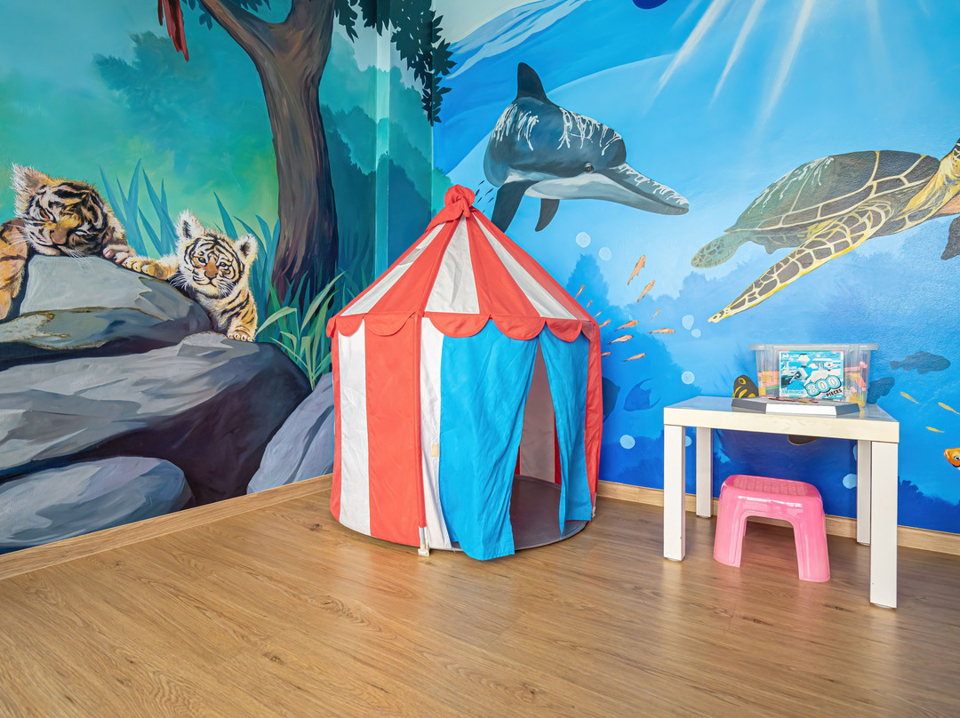 兰草度假村主图