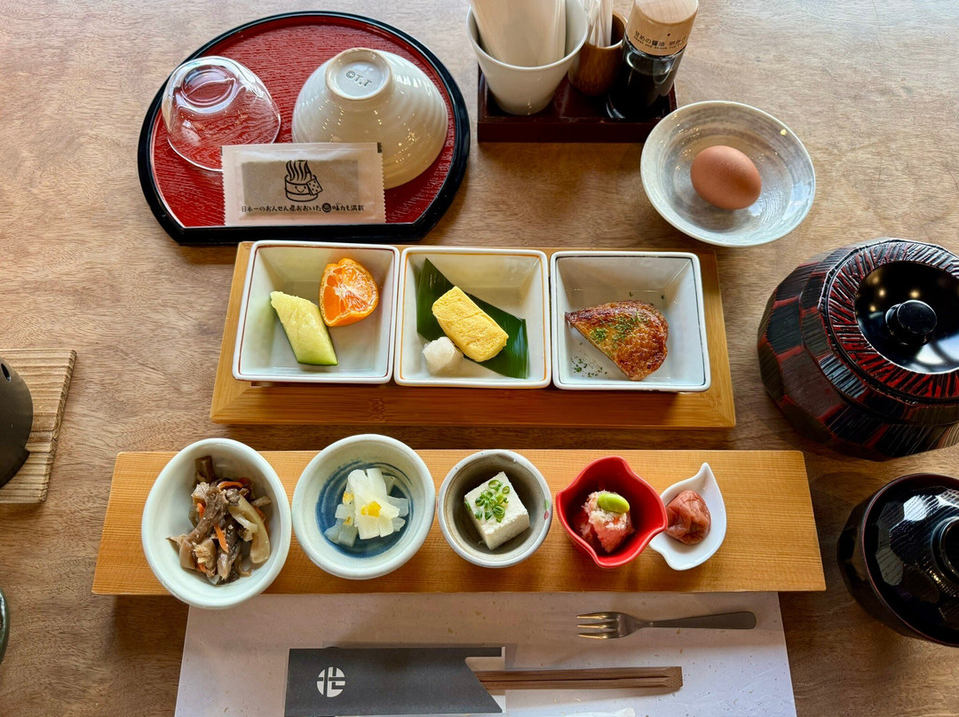 亚瓦拉诺萨图亚杜拉主图