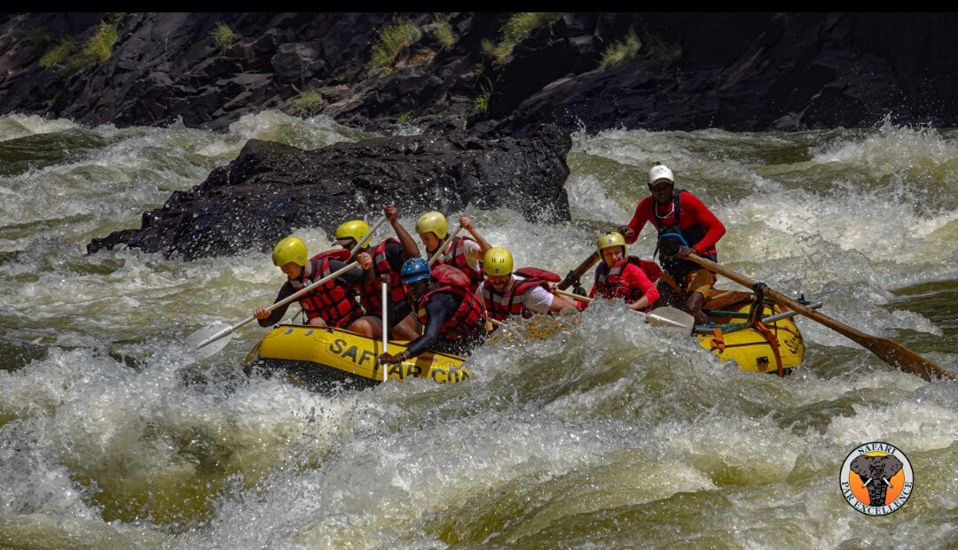 Safpar Rafting Company-李文斯顿必去景点