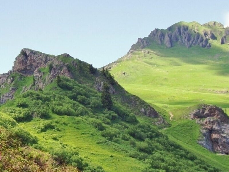 Trekking delle Crepe Rosse-罗卡皮耶托雷必去景点