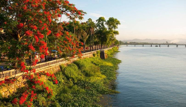 Sanna Tour JSC-岘港必去景点