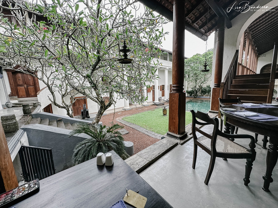 加勒堡酒店主图