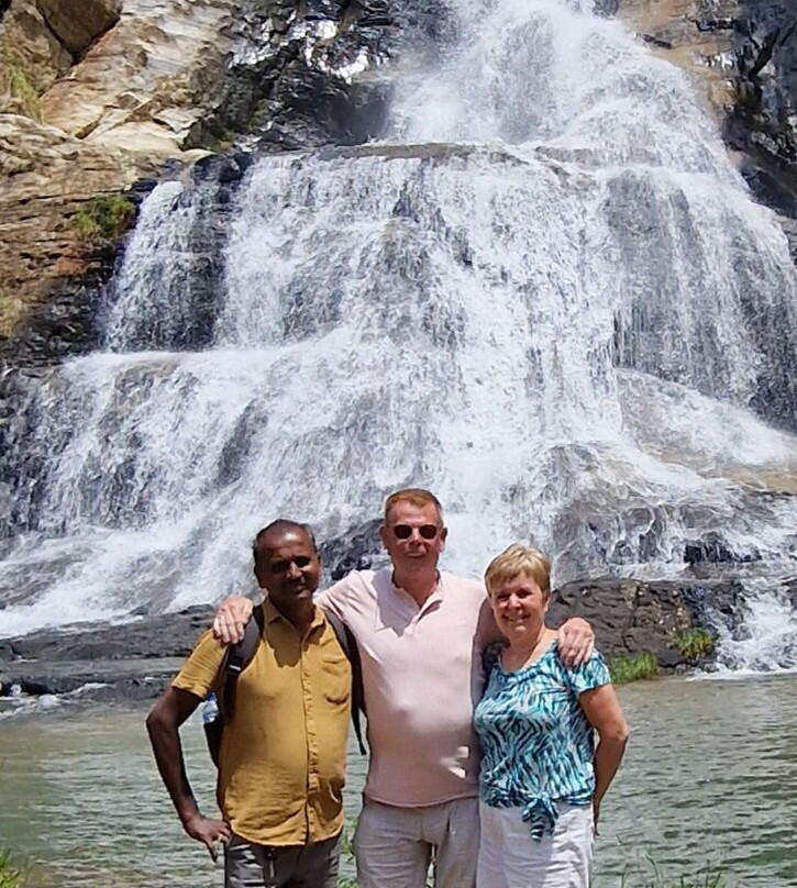 "Carpe Diem" Tour Experts SLNo