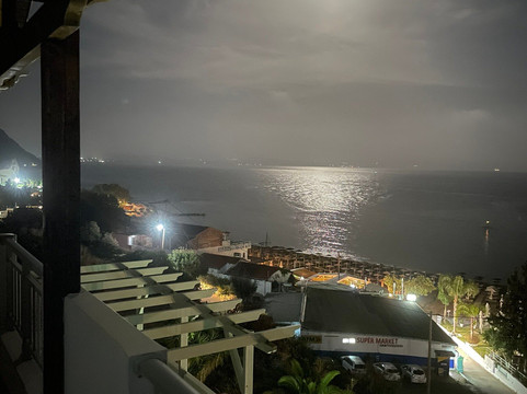 天际海滩酒店主图