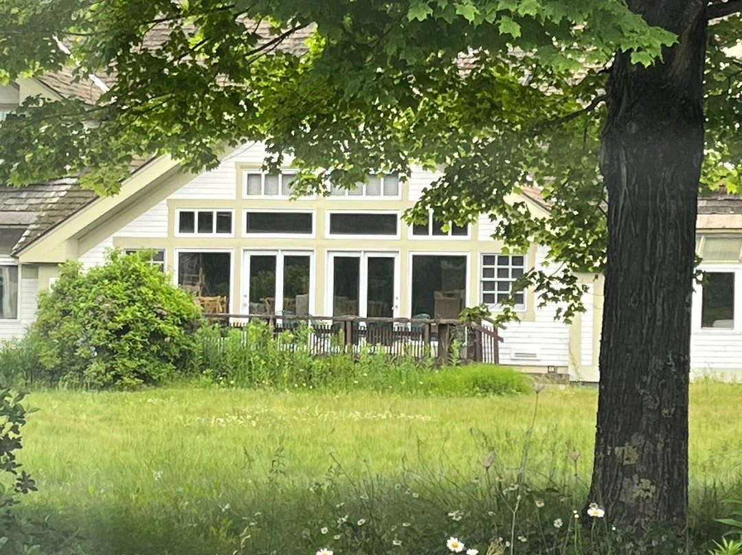 Hawk Inn and Mountain Resort主图