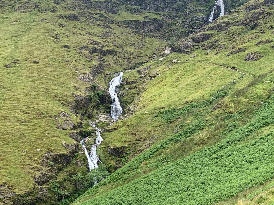 Moss Force Waterfall景点图片