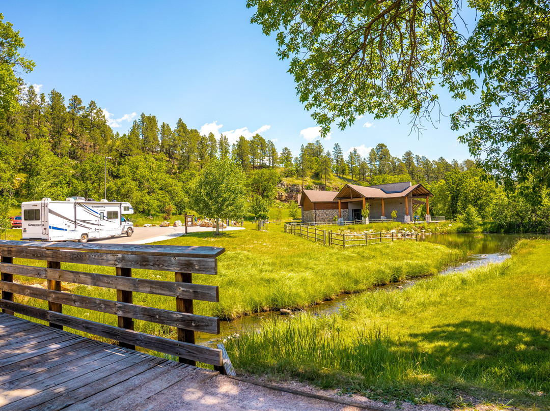 State Game Lodge主图