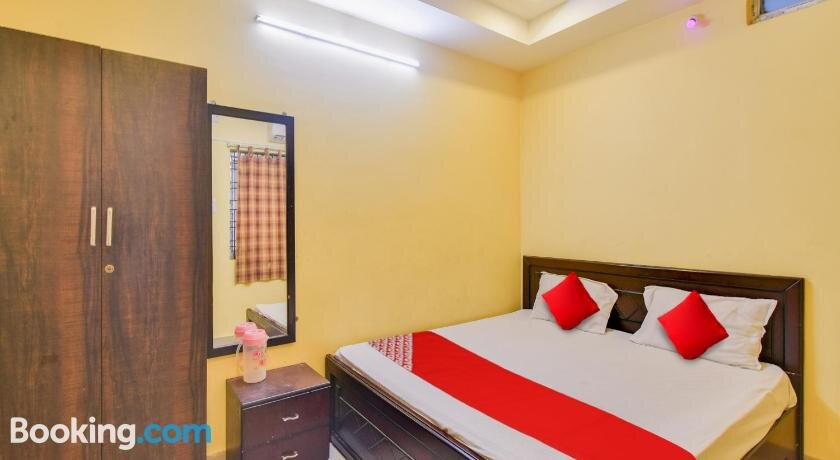 Oyo Flagship Adithya Residency
