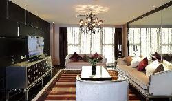 豪布斯卡酒店主图