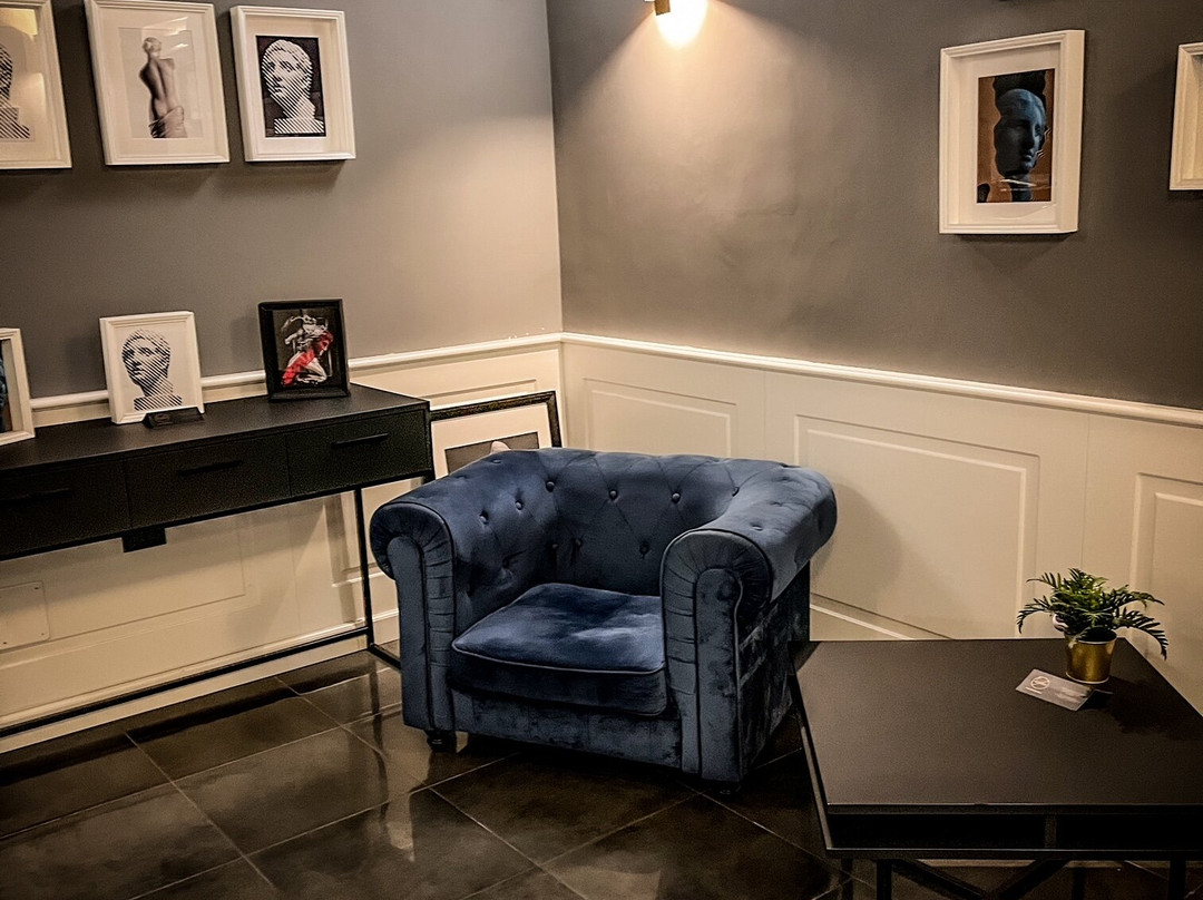 洛坎达德尔曼佐尼酒店主图