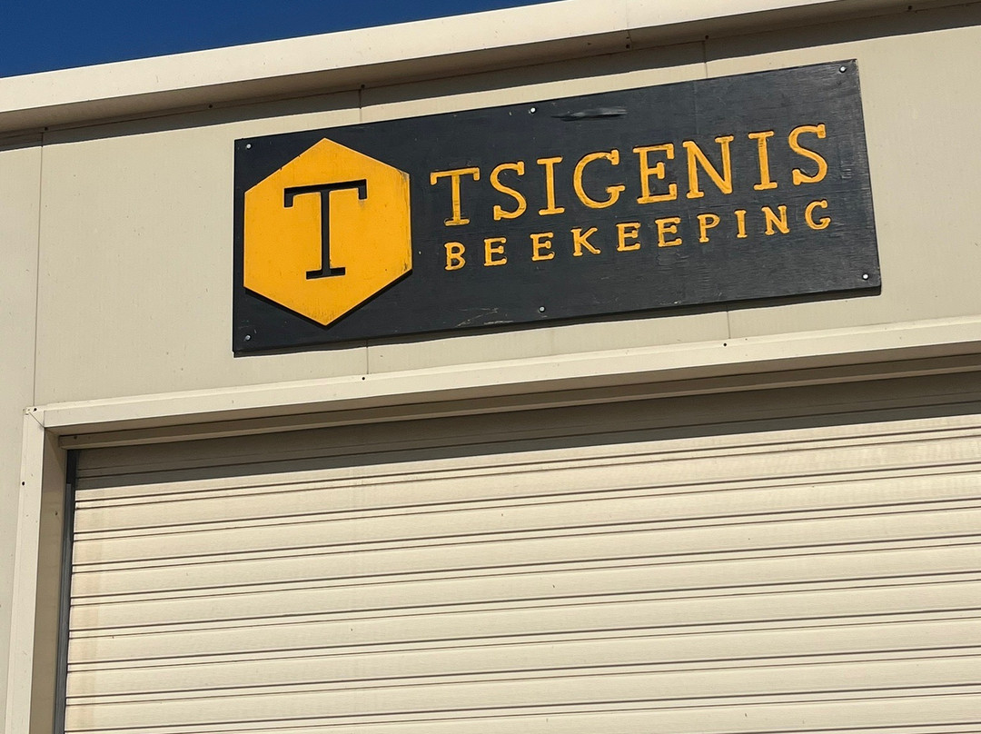 Tsigenis Beekeeping景点图片