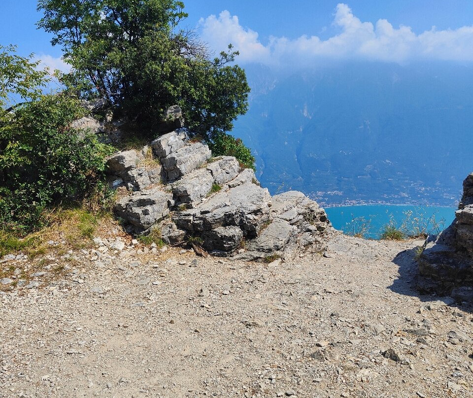Sentiero dei Limoni di Tignale景点图片