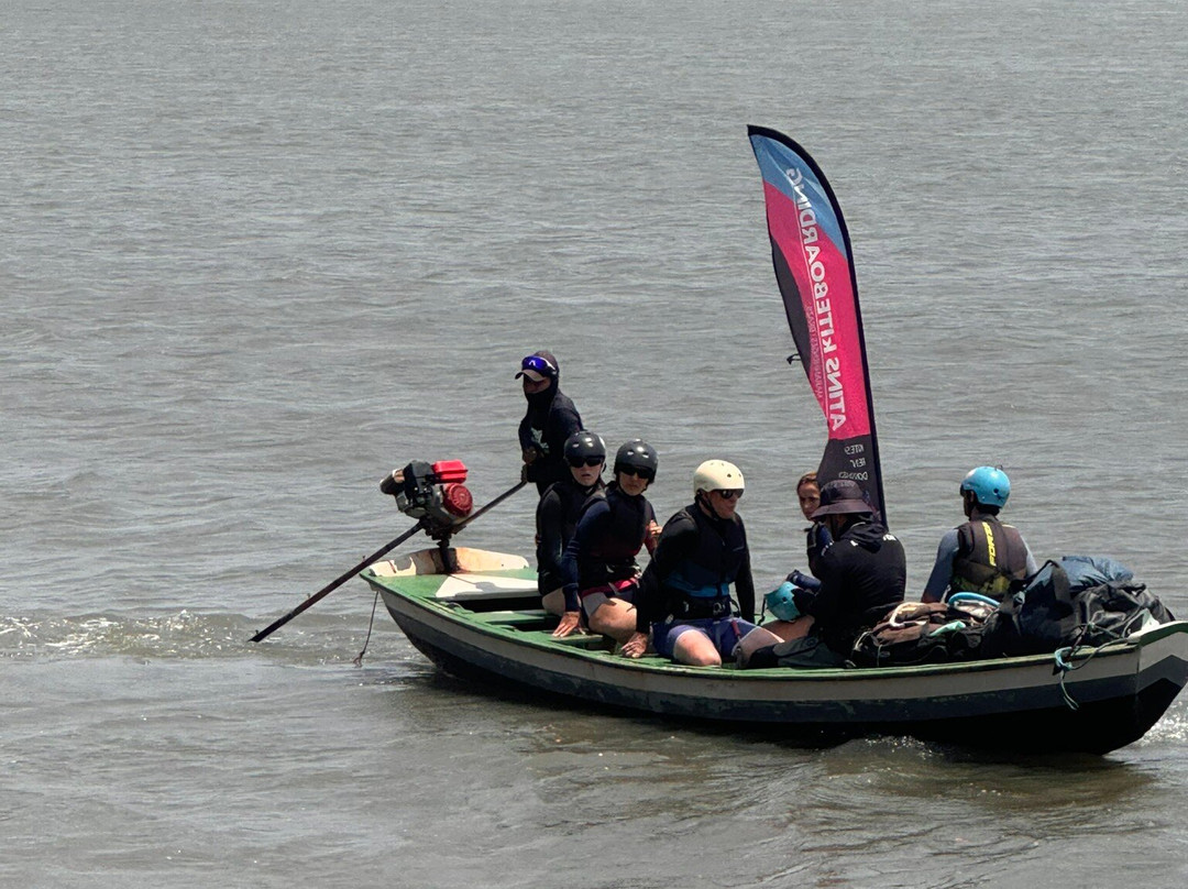 Atins Kiteboarding景点图片
