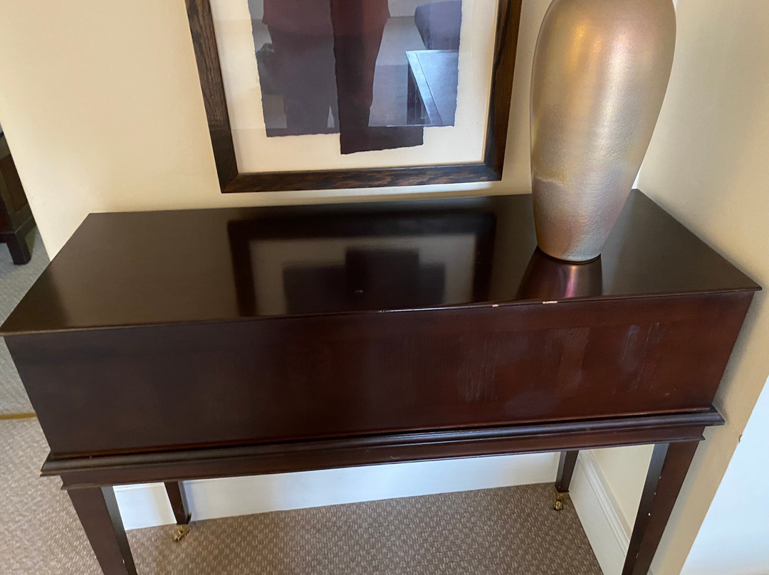 The Priest House by the River主图