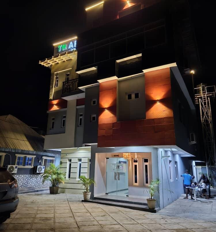 Tm Arena Hotel And Suites Bar景点图片
