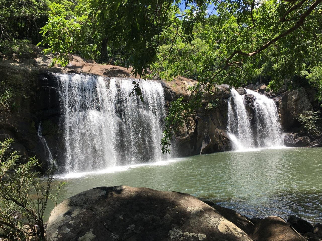 Rathna Ella waterfall景点图片