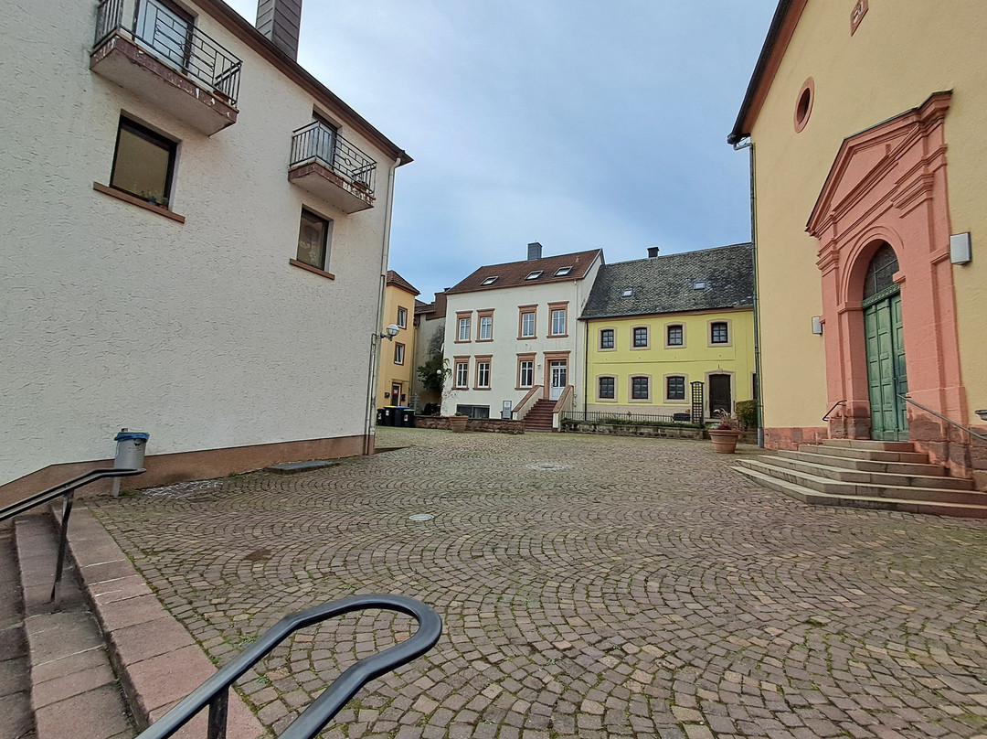 St. Stephanus-Illingen必去景点