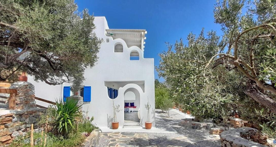 Aspra Chomata Villas