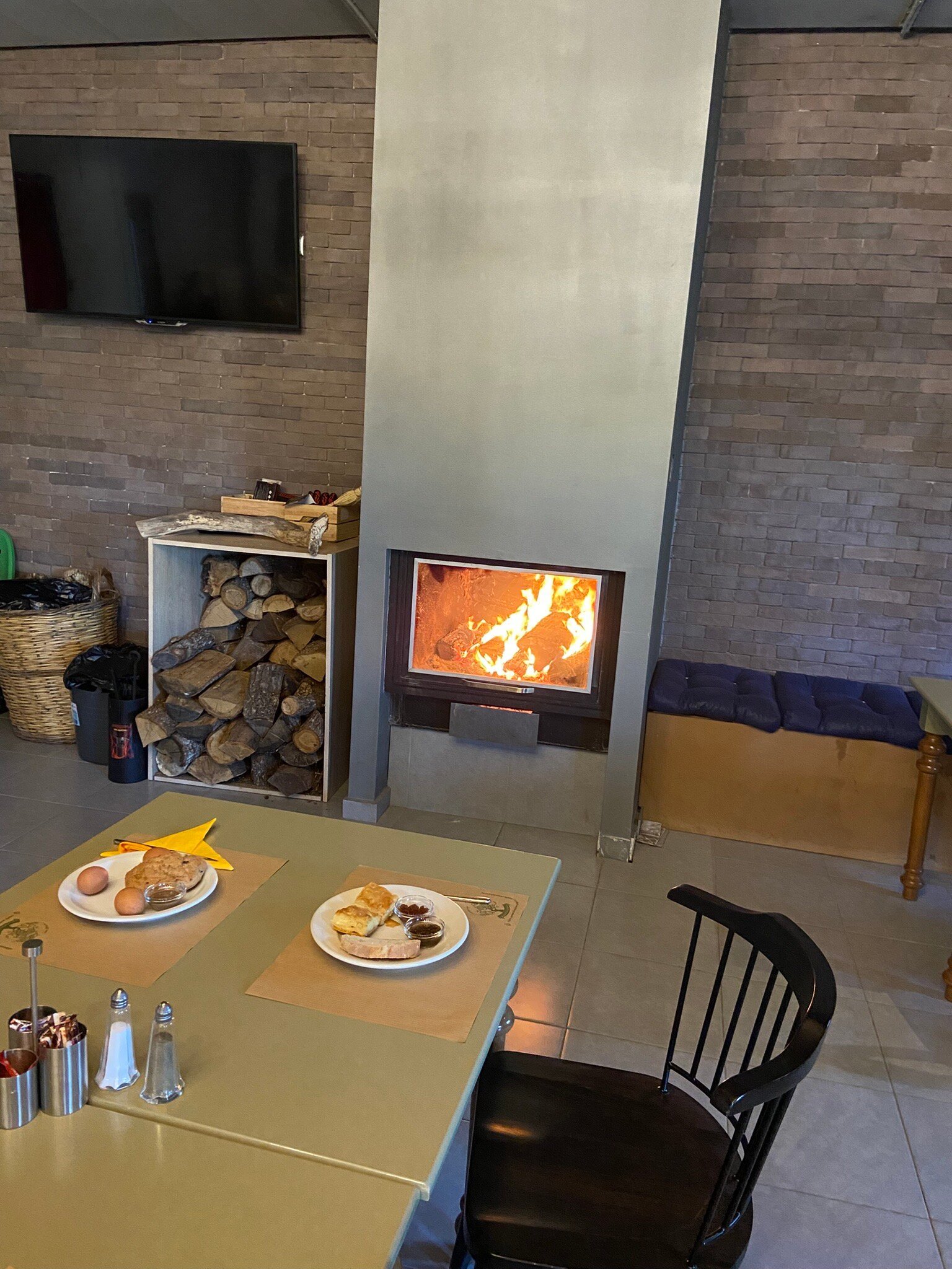 Dadia Forest Inn-官方