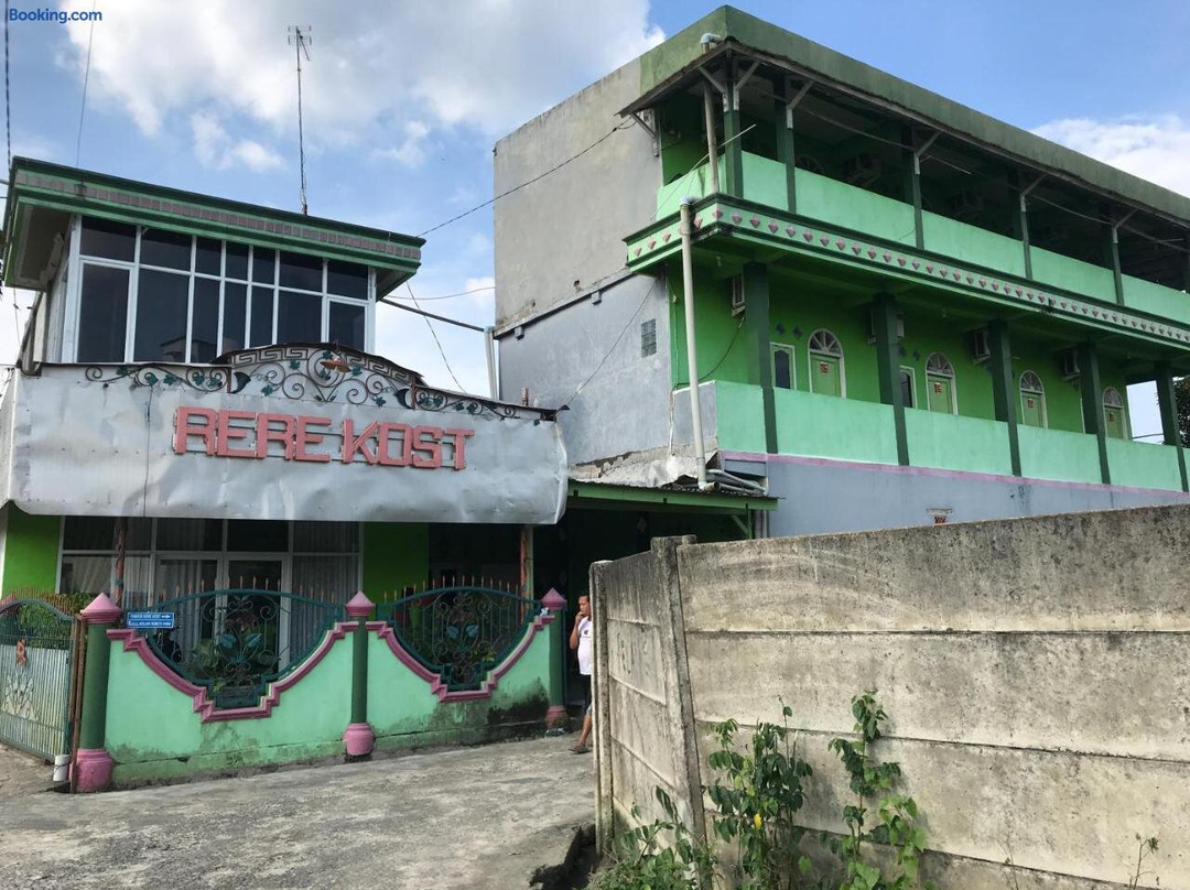 Oyo 3874 Rere Residence Syariah