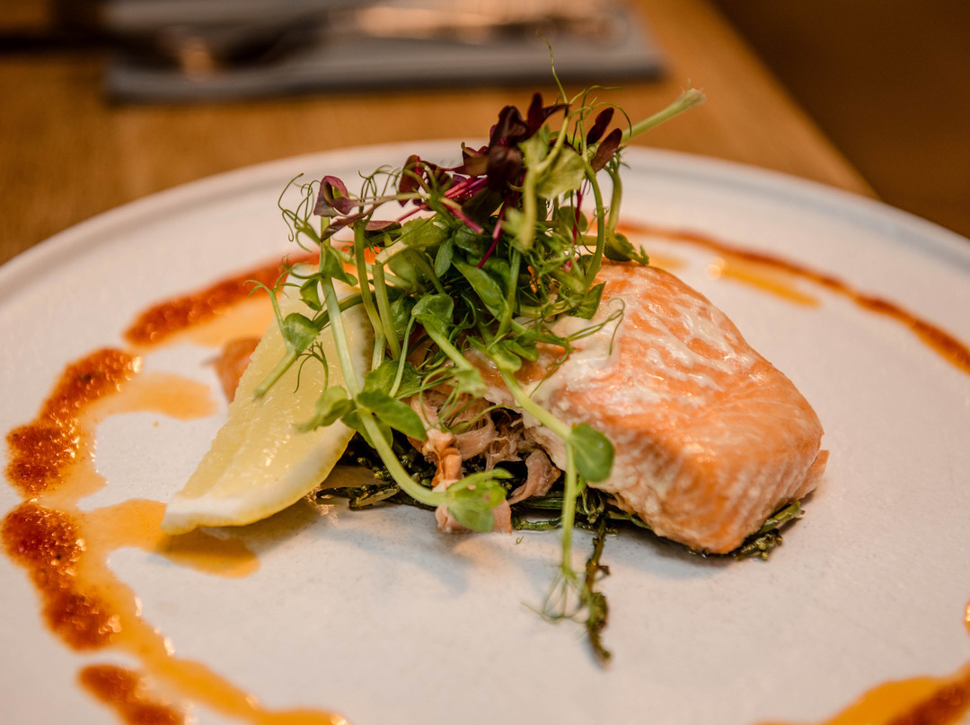 王后之首酒店主图