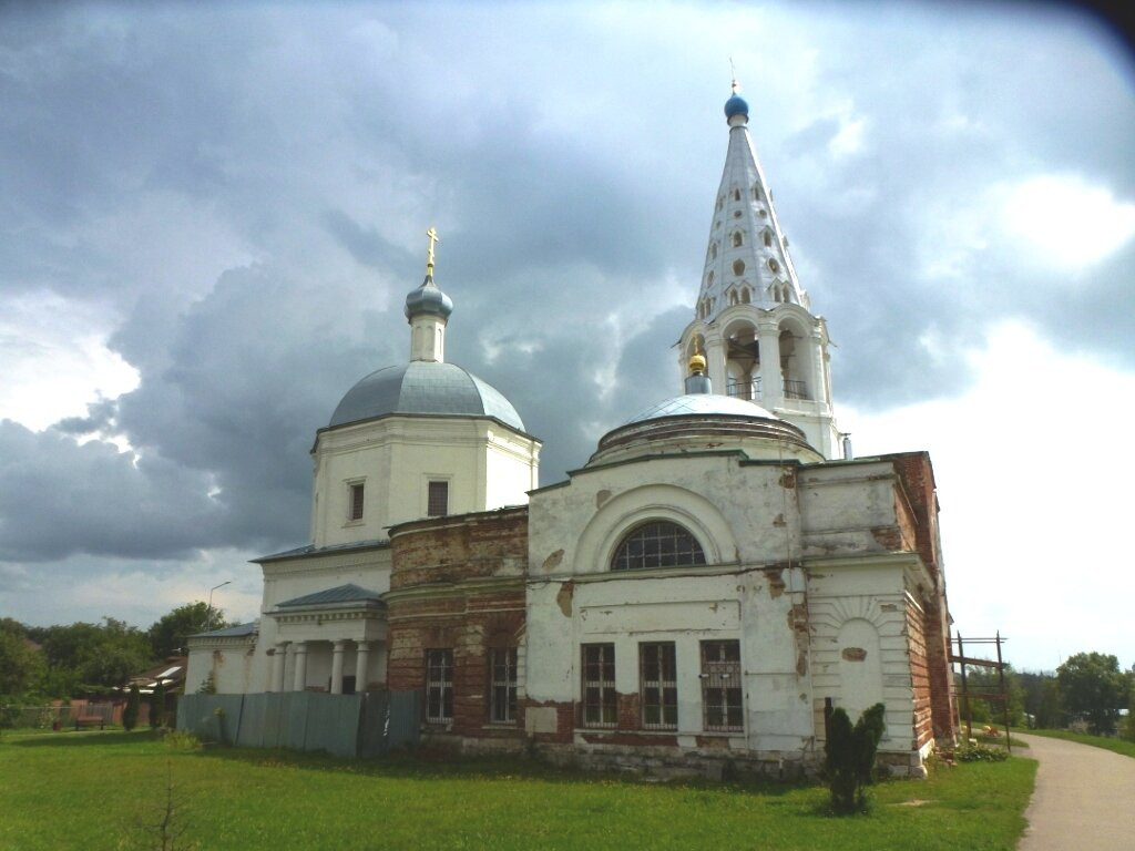 Trinity Cathedral景点图片